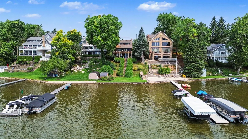 1865 Wamplers Heights Drive Brooklyn, MI 49230