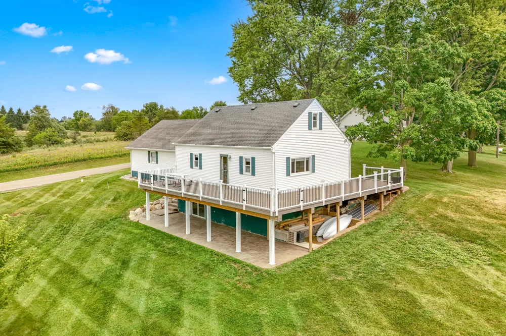 2131 Sampson Road Camden, MI 49232