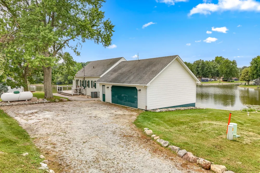 2131 Sampson Road Camden, MI 49232