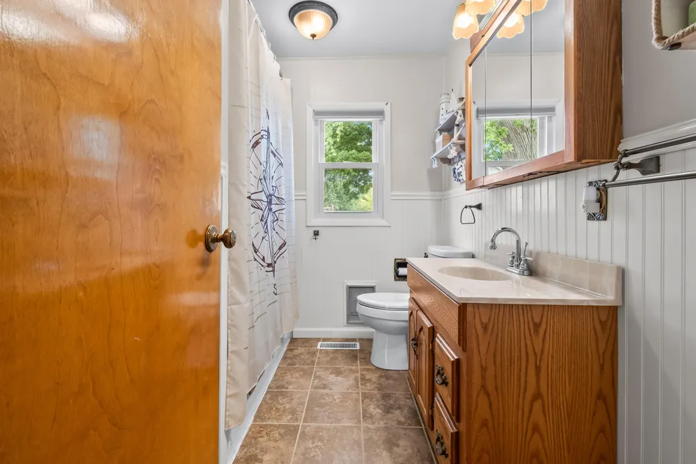 2131 Sampson Road Camden, MI 49232
