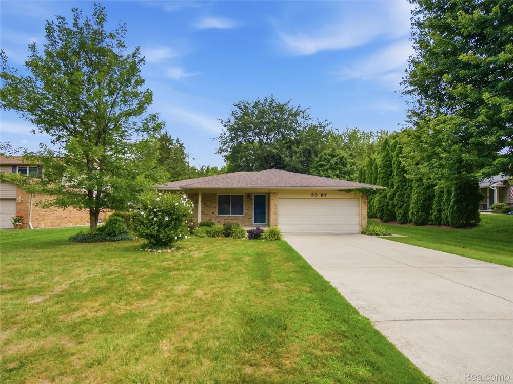 2387 Sanders Place Bloomfield Hills City, MI 48302