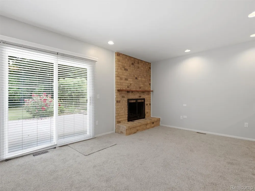 2387 Sanders Place Bloomfield Hills City, MI 48302