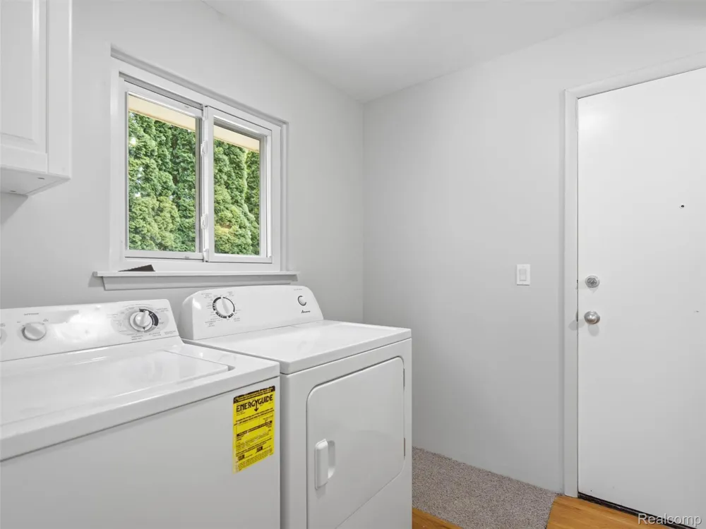 2387 Sanders Place Bloomfield Hills City, MI 48302