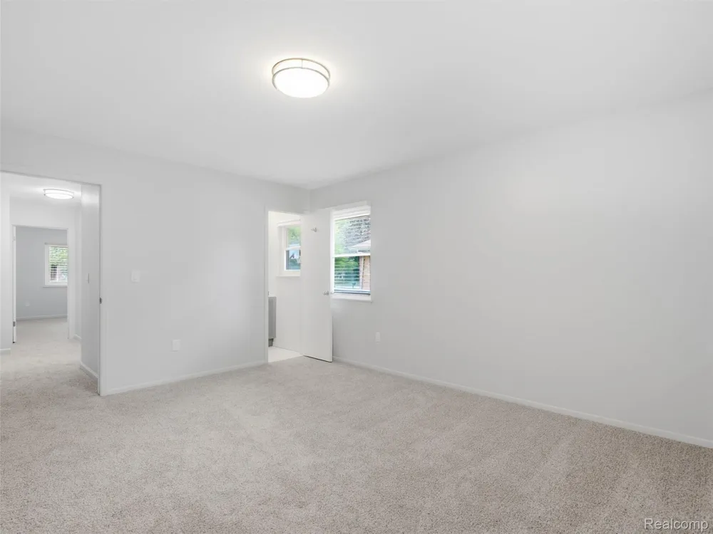 2387 Sanders Place Bloomfield Hills City, MI 48302