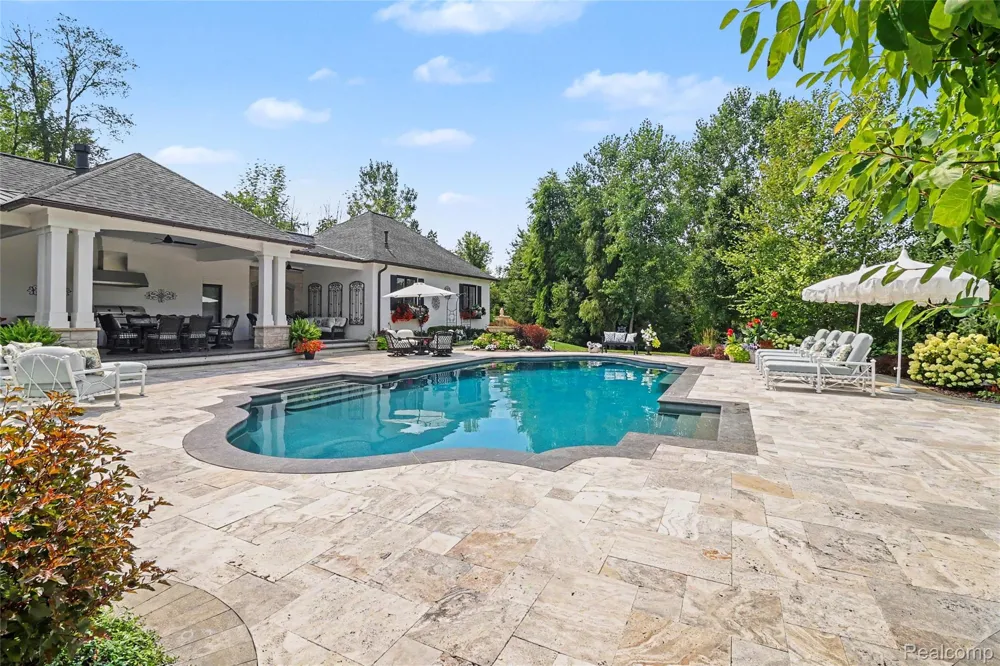 6485 Shannon Glen Drive Tyrone Township, MI 48430
