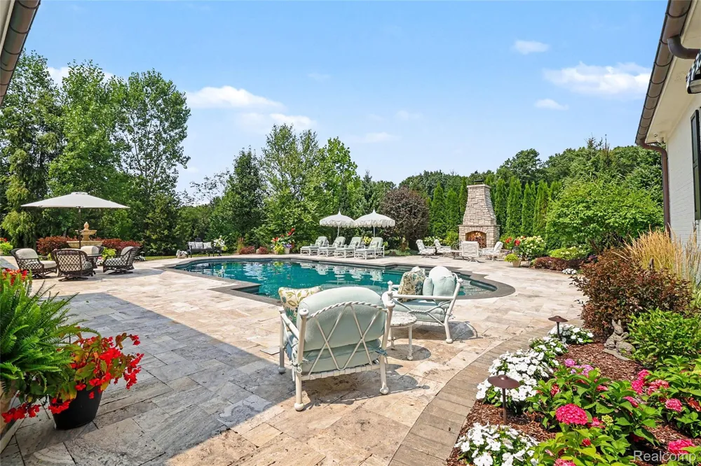6485 Shannon Glen Drive Tyrone Township, MI 48430
