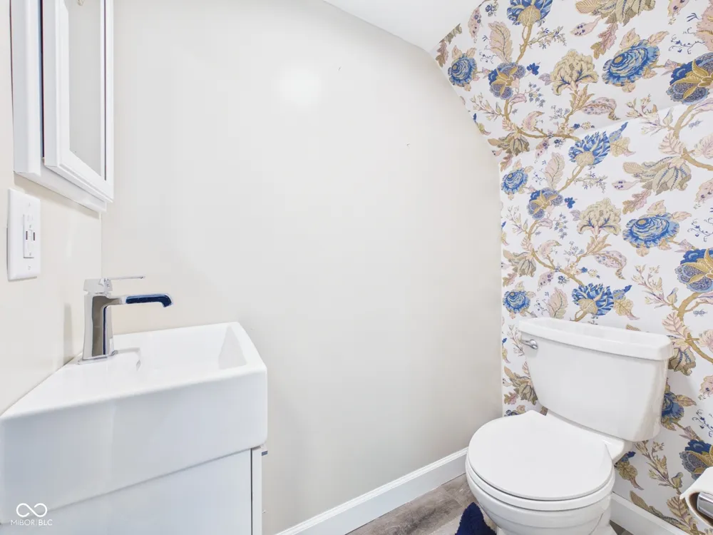 558 Central Avenue Middletown, IN 47356