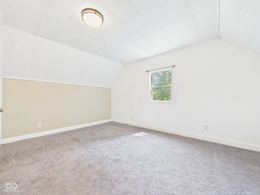 558 Central Avenue Middletown, IN 47356