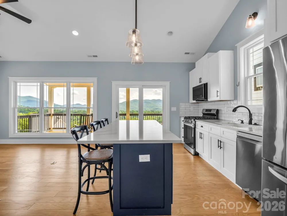 285 Mount Allen Heights Black Mountain, NC 28711