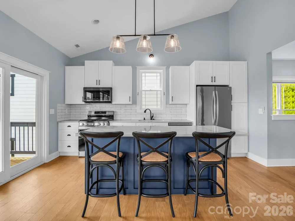 285 Mount Allen Heights Black Mountain, NC 28711