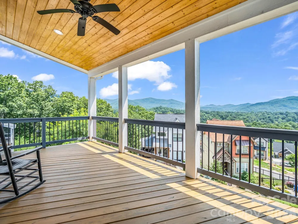 285 Mount Allen Heights Black Mountain, NC 28711