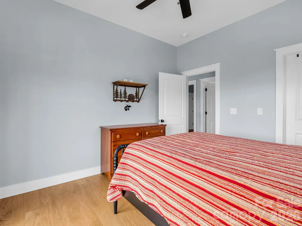 285 Mount Allen Heights Black Mountain, NC 28711