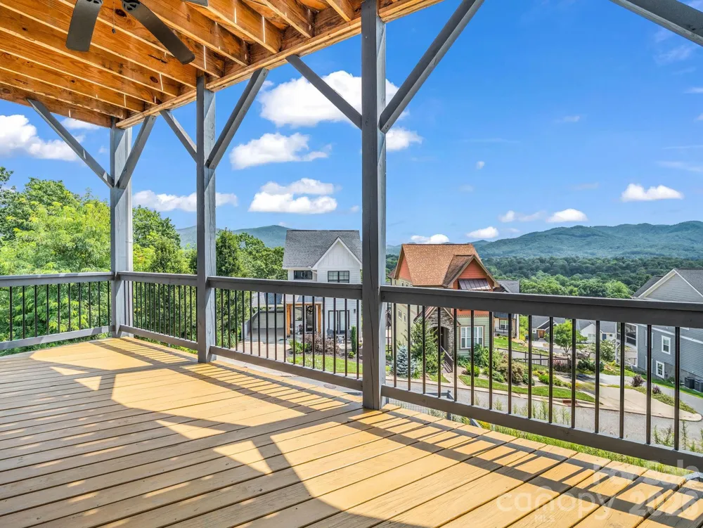 285 Mount Allen Heights Black Mountain, NC 28711