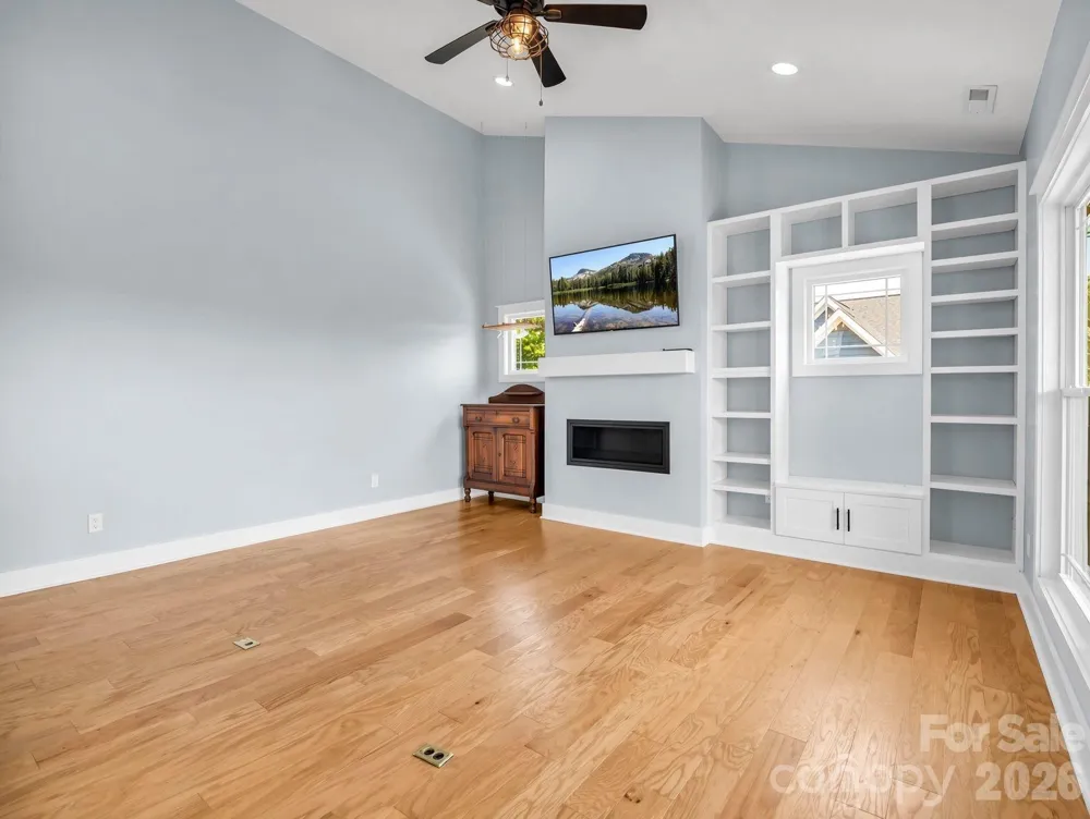 285 Mount Allen Heights Black Mountain, NC 28711