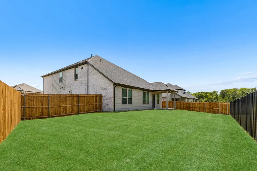 910 Windy Valley Road Princeton, TX 75407