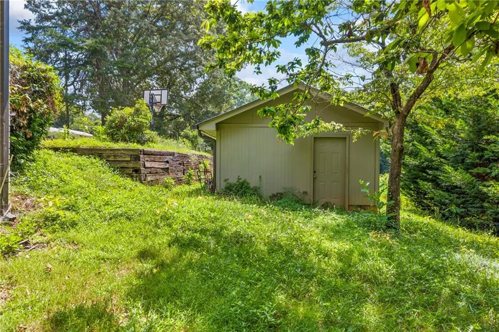 192 Summit Street Cornelia, GA 30531