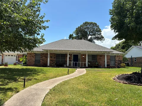 5103 Ashwood Drive