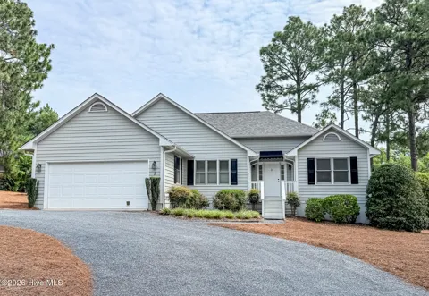 5 Bridle Path Circle