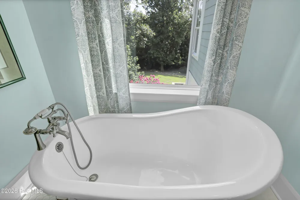 630 Ravenswood Road Hampstead, NC 28443