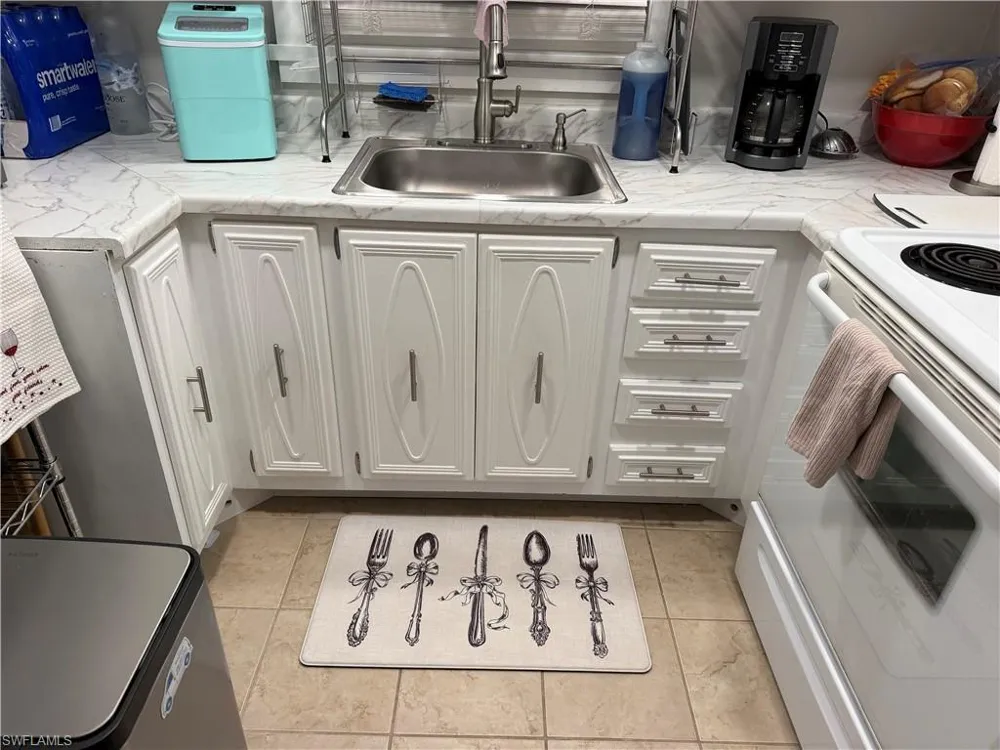 1724 Pine Valley Drive #202 Fort Myers, FL 33907