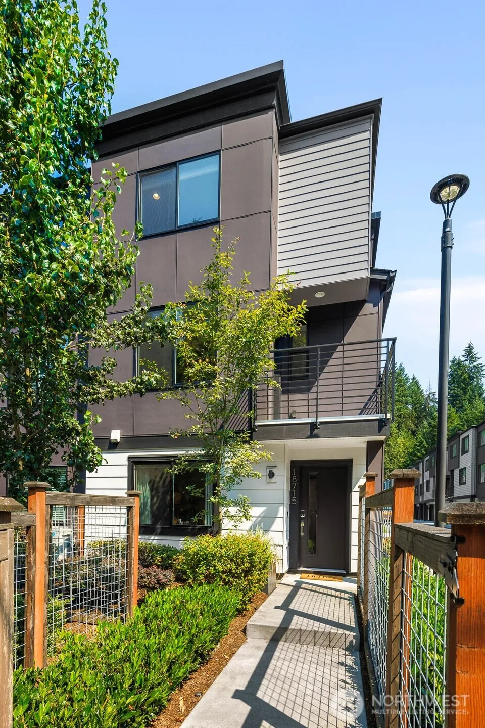 18715 76th Avenue W Lynnwood, WA 98037