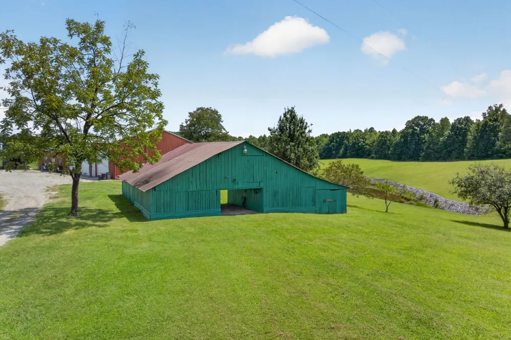 470 Wade Rd Sparta, TN 38583
