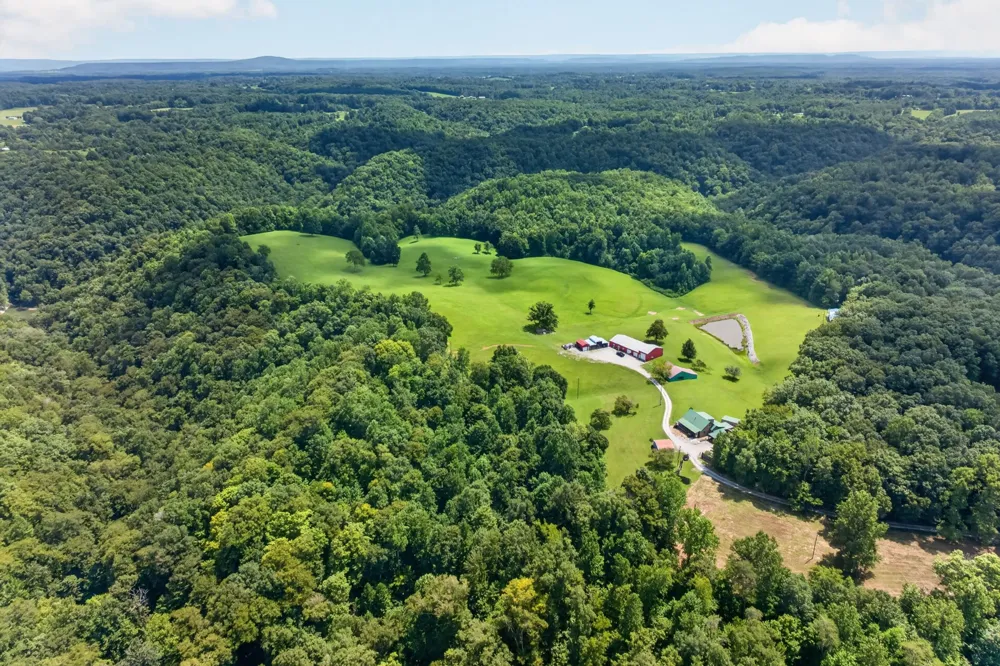 470 Wade Rd Sparta, TN 38583