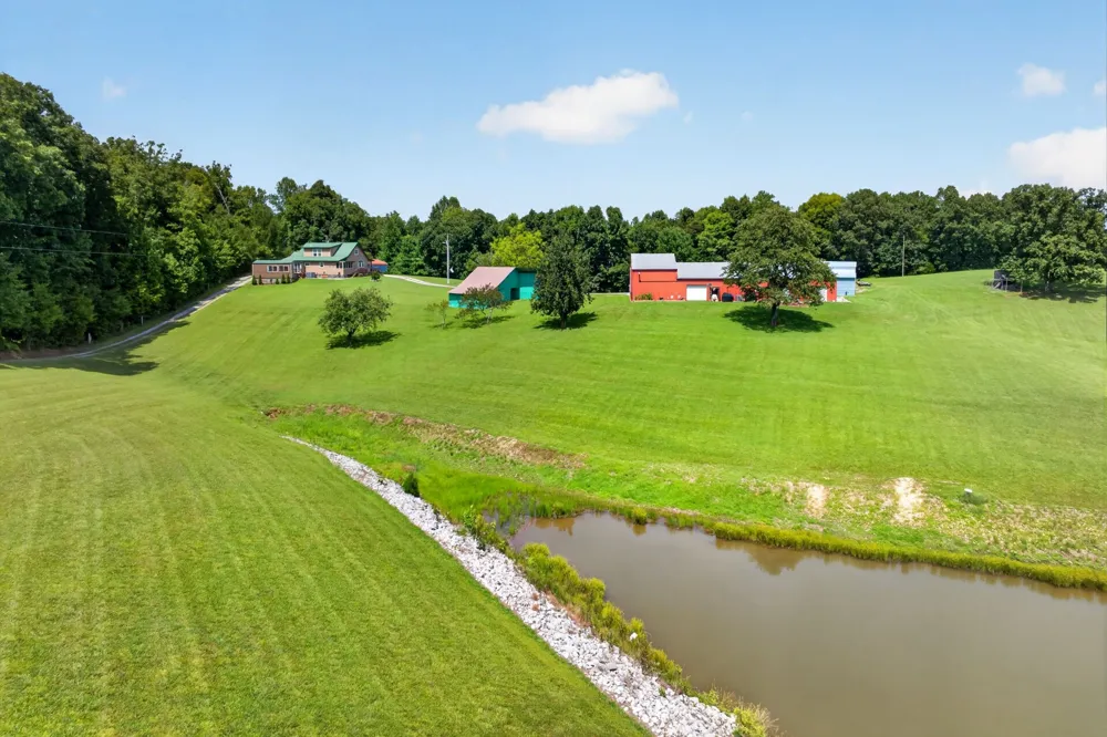 470 Wade Rd Sparta, TN 38583