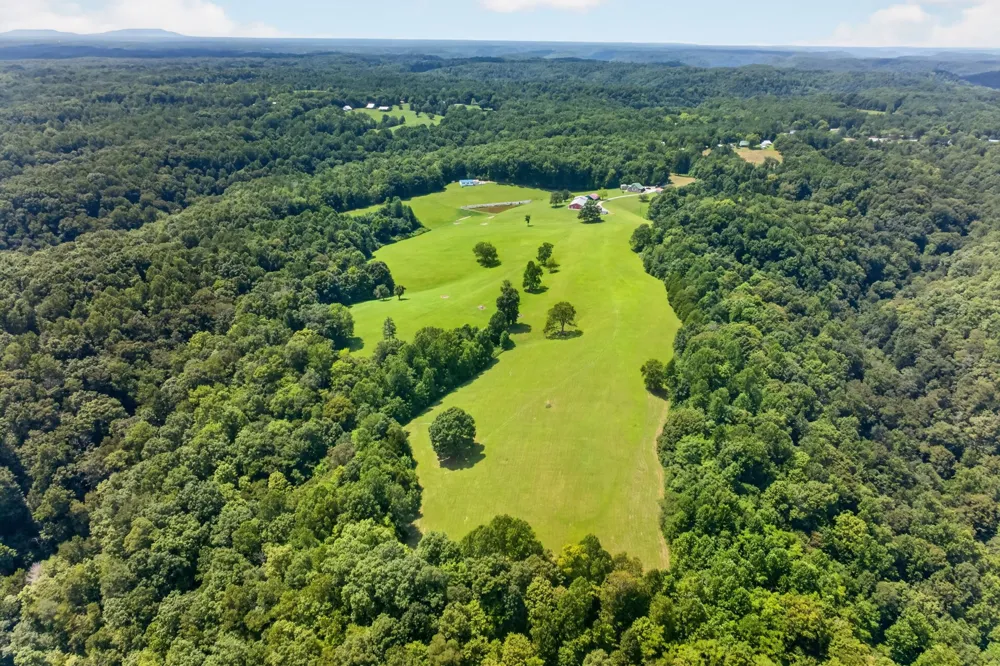 470 Wade Rd Sparta, TN 38583