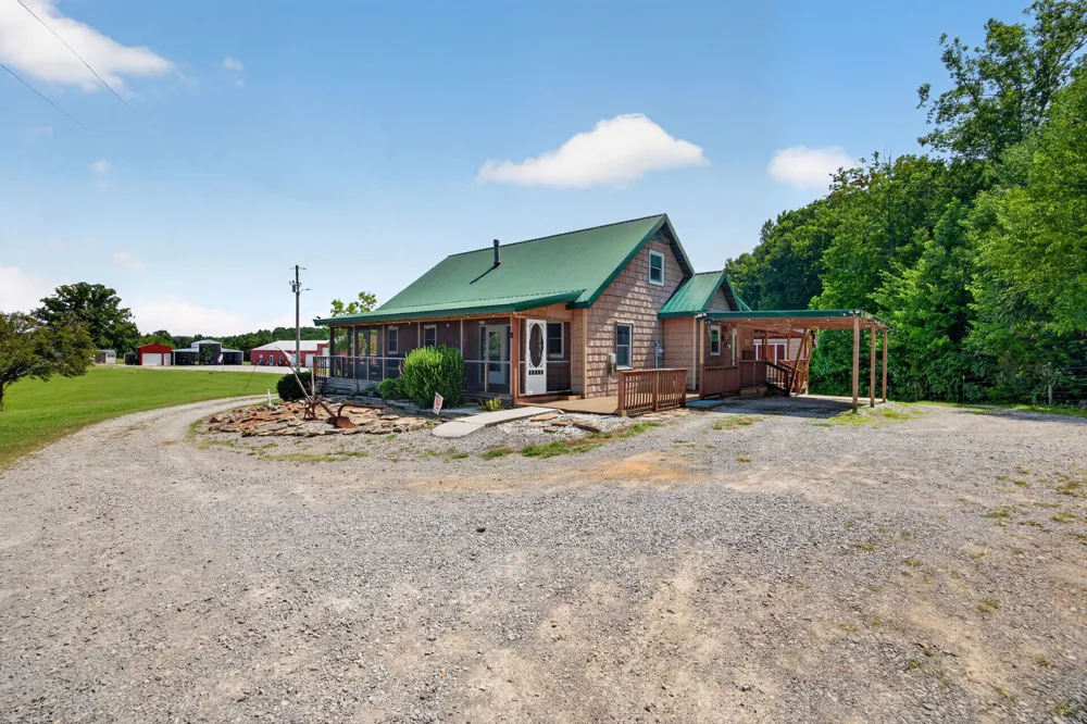 470 Wade Rd Sparta, TN 38583