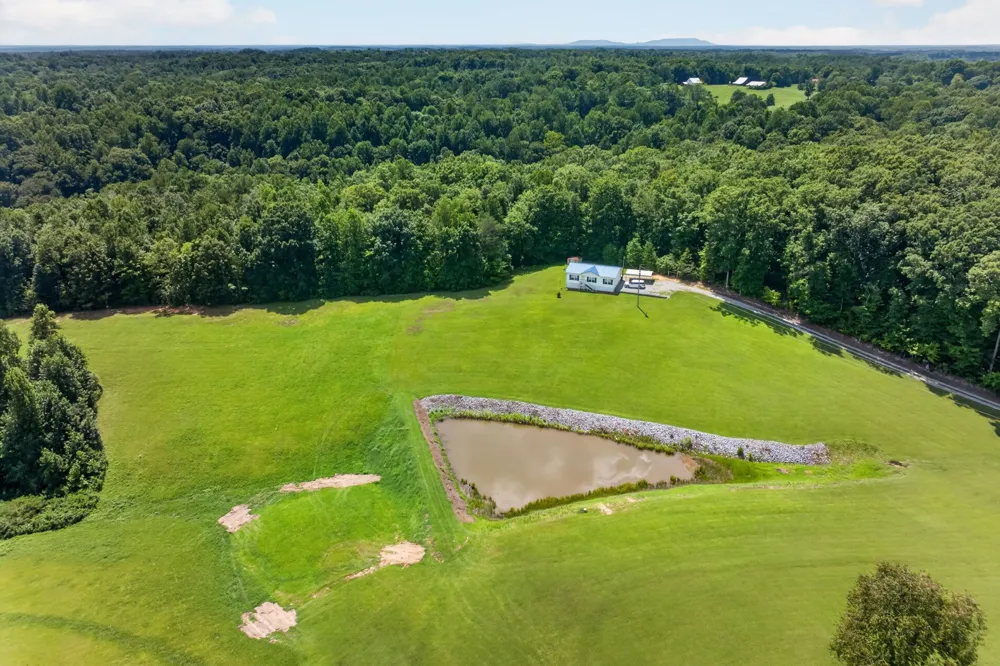470 Wade Rd Sparta, TN 38583