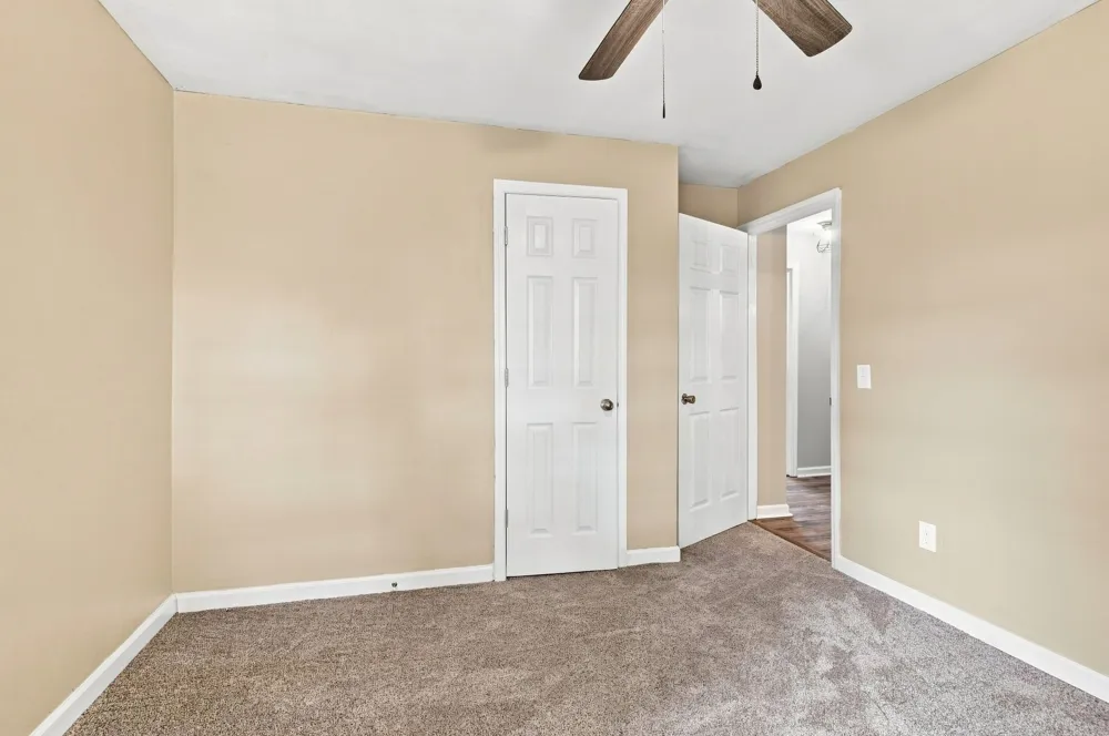 1302 Ellington Dr Lafayette, TN 37083