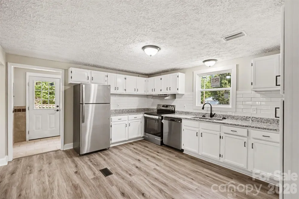 5174 Grand Canyon Road NW Concord, NC 28027