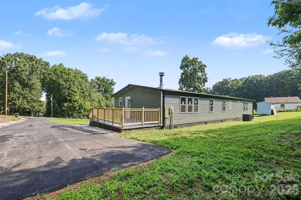 5174 Grand Canyon Road NW Concord, NC 28027