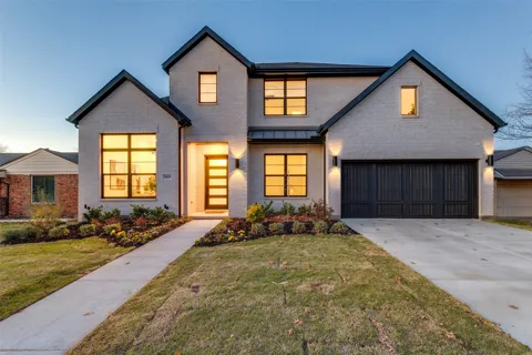 3849 Hawick Lane