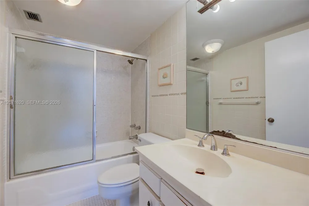 1001 91 #511 Bay Harbor Islands, FL 33154