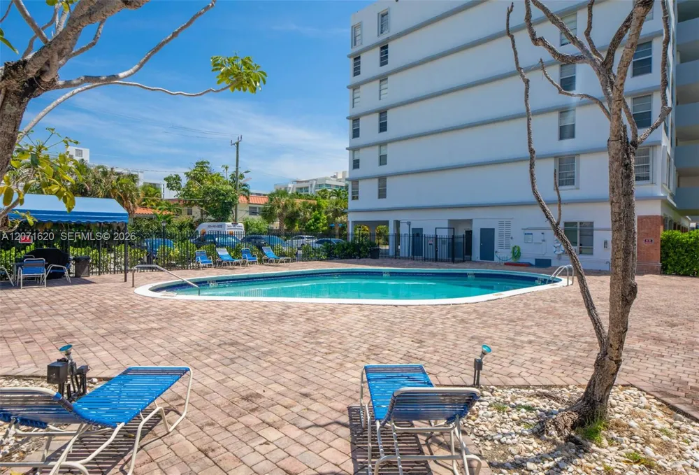 1001 91 #511 Bay Harbor Islands, FL 33154