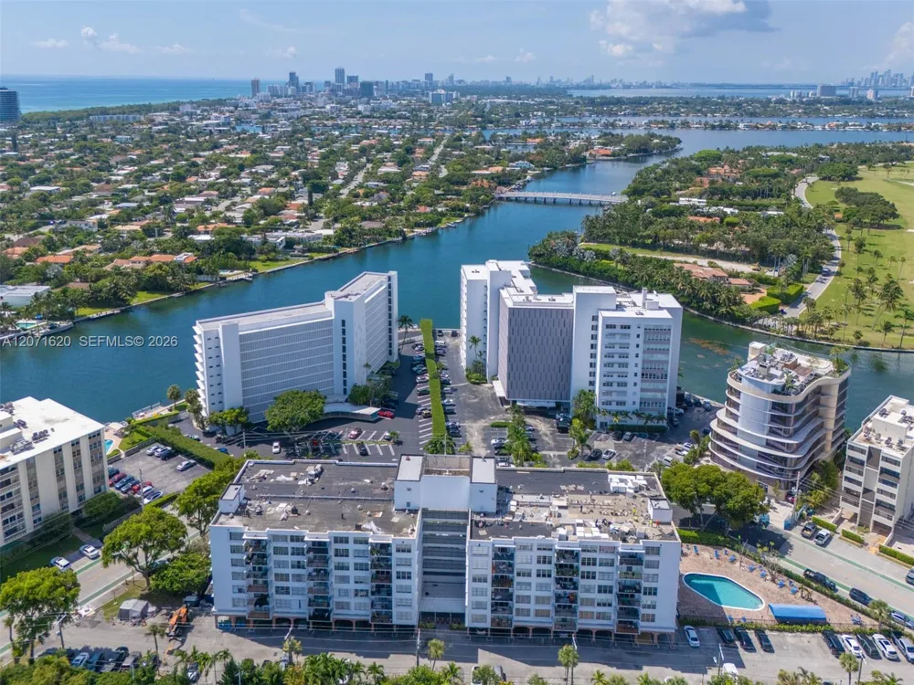 1001 91 #511 Bay Harbor Islands, FL 33154