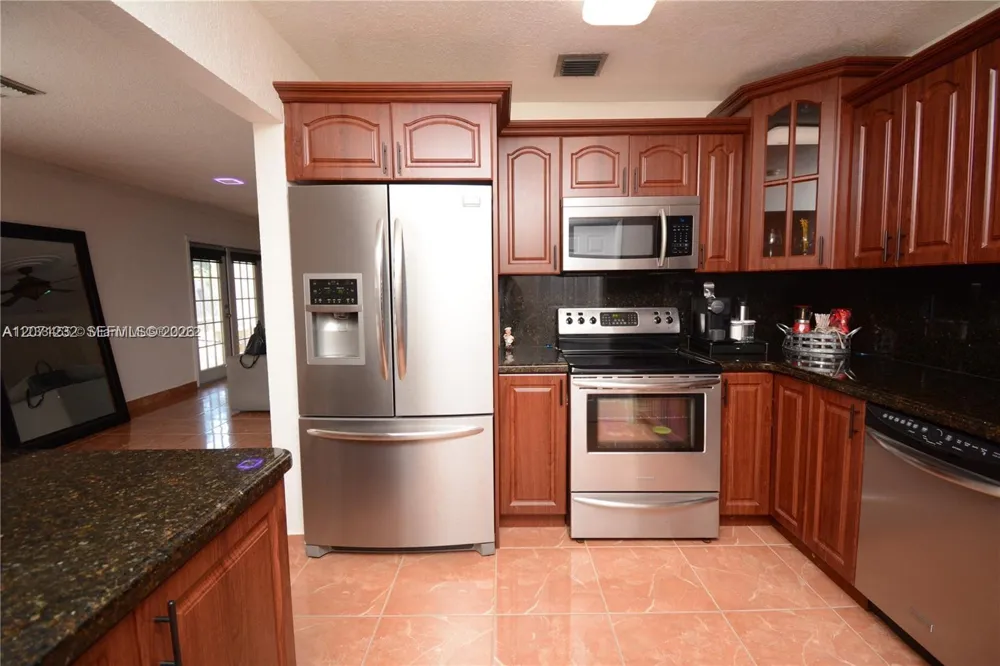 10301 SW 199th St Cutler Bay, FL 33157