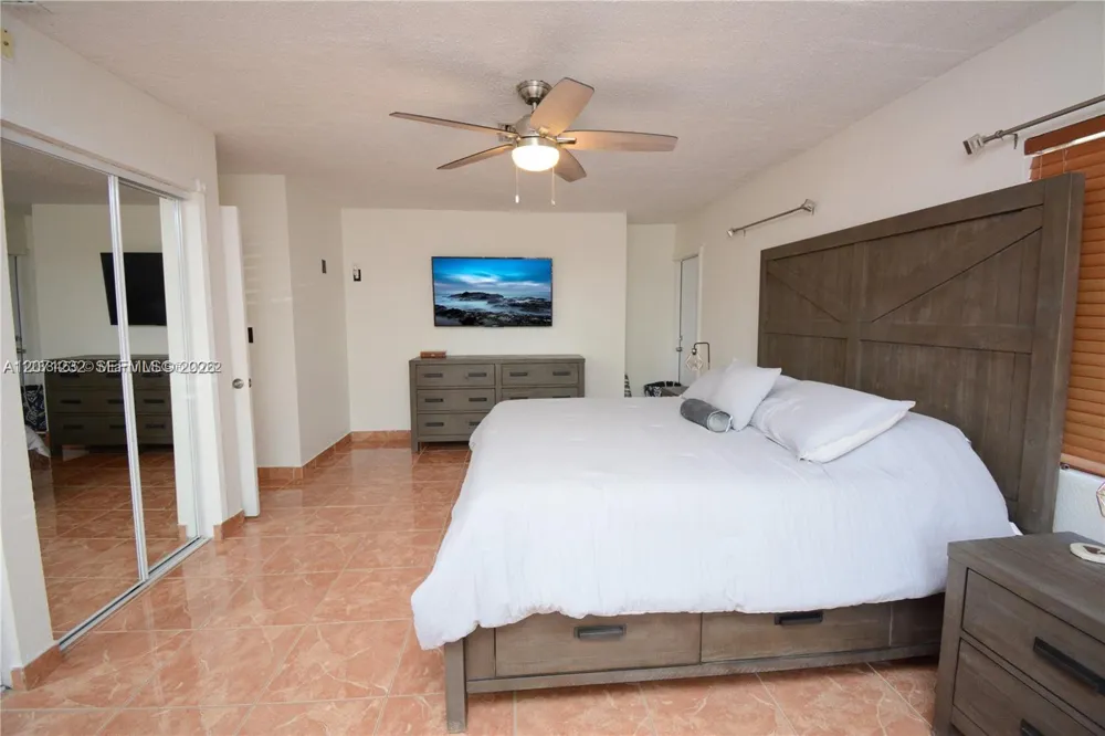 10301 SW 199th St Cutler Bay, FL 33157