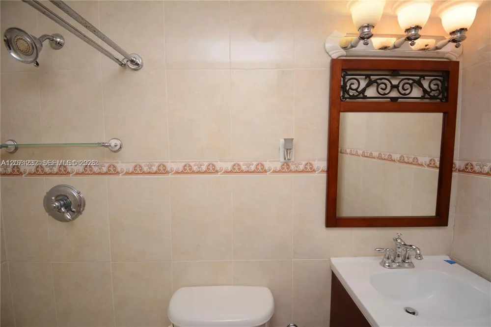 10301 SW 199th St Cutler Bay, FL 33157
