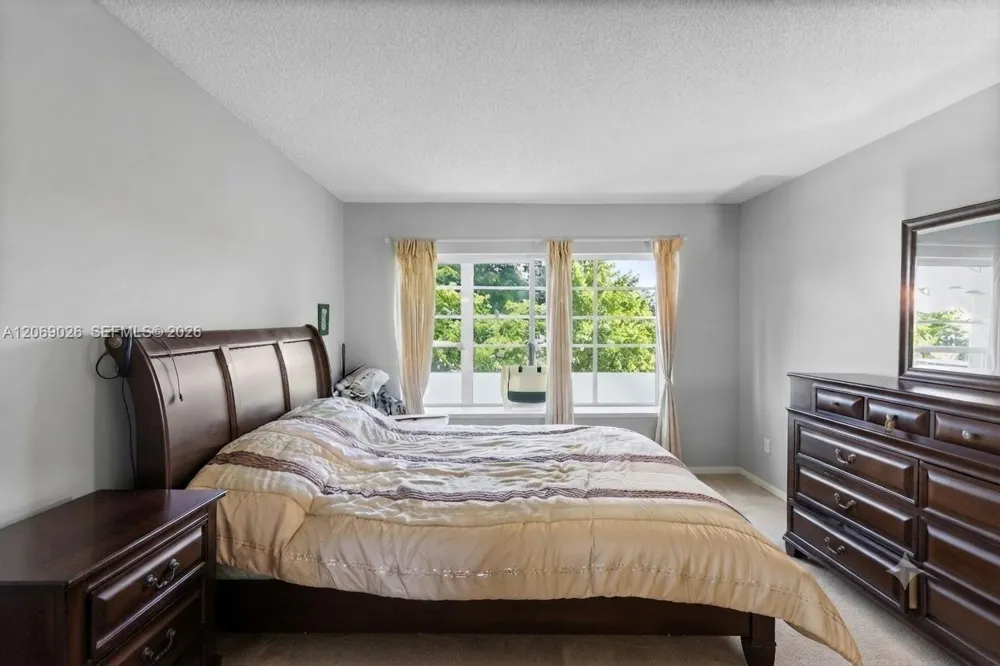 201 Berkley Rd #309 Hollywood, FL 33024