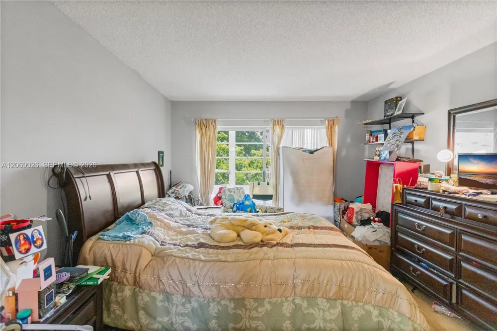 201 Berkley Rd #309 Hollywood, FL 33024