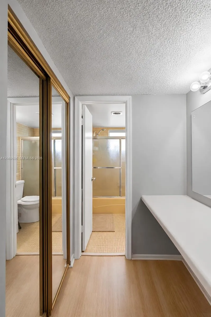 201 Berkley Rd #309 Hollywood, FL 33024
