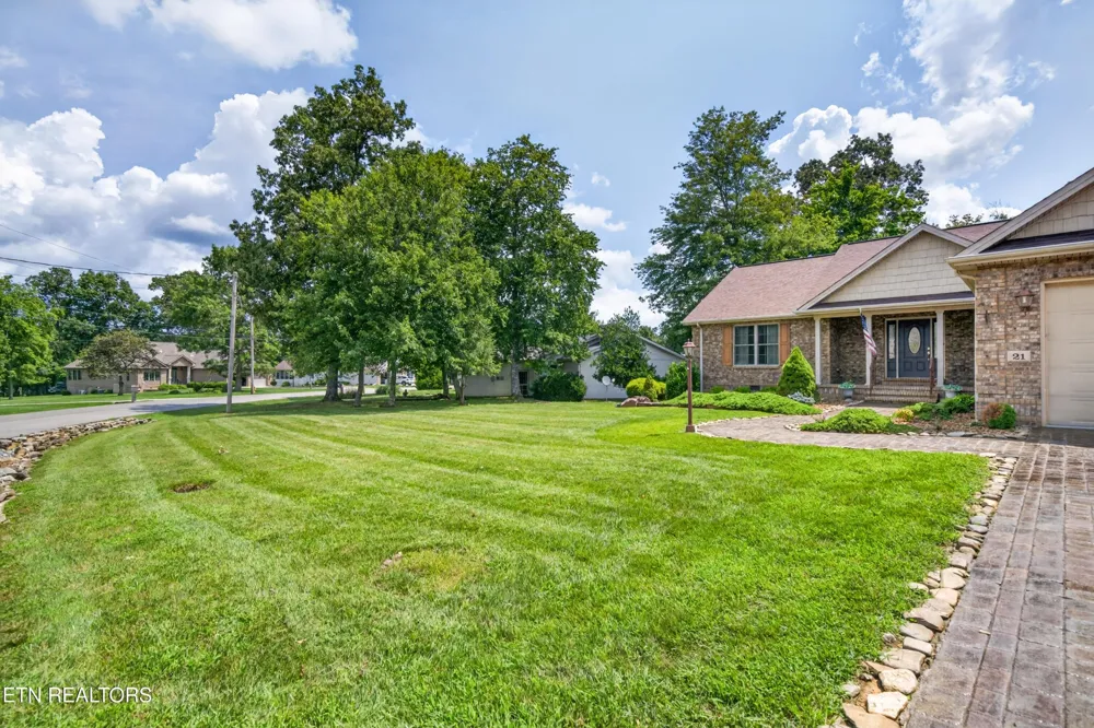 21 Thames Court Crossville, TN 38558