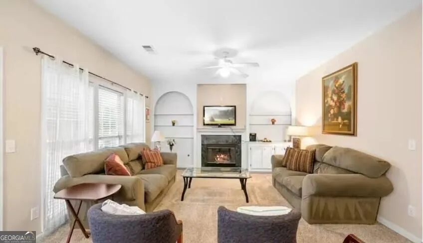 2465 Lunetta LN Alpharetta, GA 30004