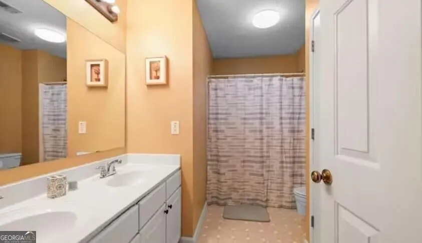 2465 Lunetta LN Alpharetta, GA 30004