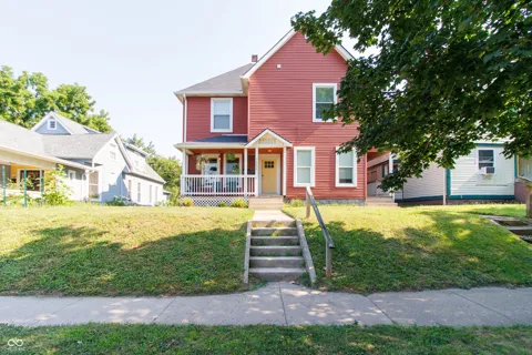 1546 E 10th Street
