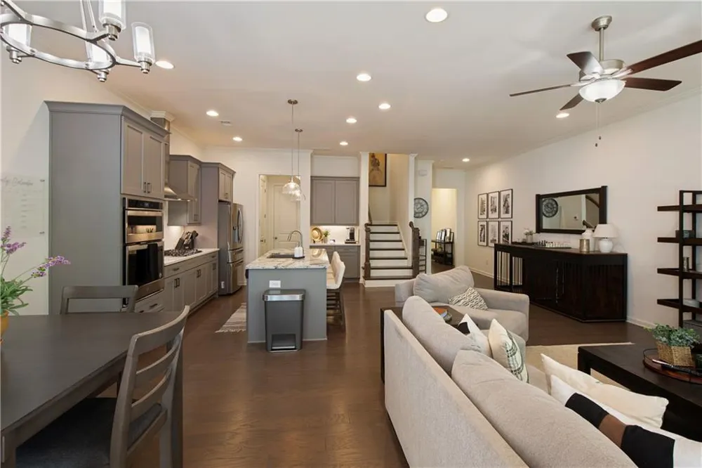 20034 Windalier Way Roswell, GA 30076