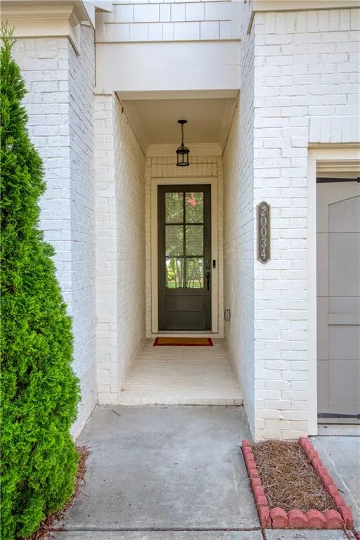 20034 Windalier Way Roswell, GA 30076